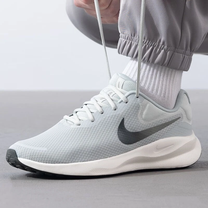 【A类微瑕】NIKE/耐克男鞋REVOLUTION缓震舒适耐磨运动鞋FB8501-003