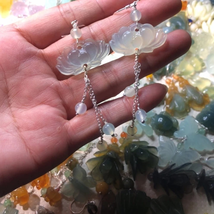 蛇纹石玉未镶嵌耳坠