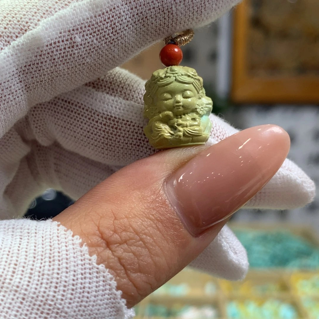 绿松石未镶嵌挂件