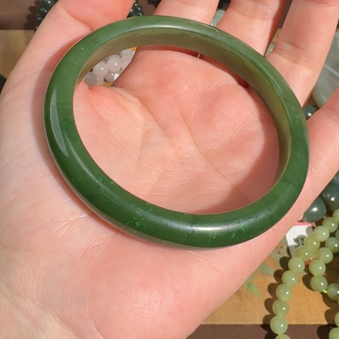 和田玉手镯61未镶嵌