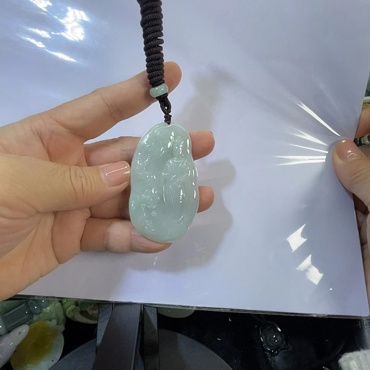翡翠未镶嵌颈饰大观音牌