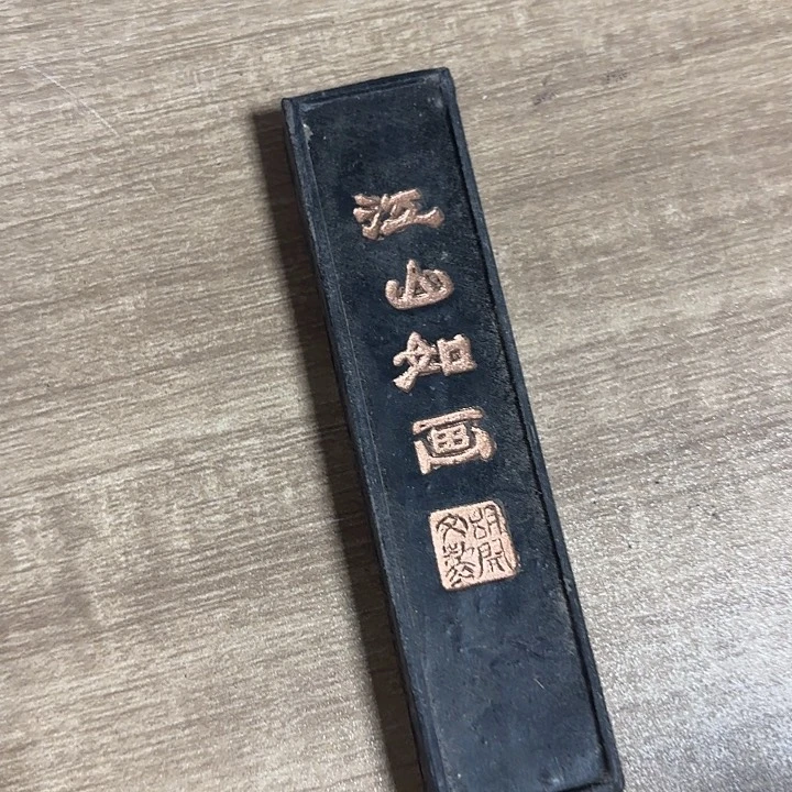 陶瓷摆件不固定一件陶瓷摆件不固定一件