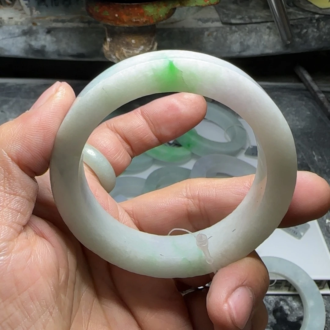 定制翡翠翡翠未镶嵌小*妹翡翠