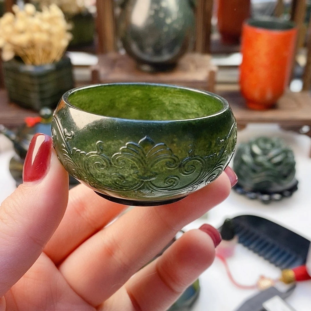 未镶嵌和田玉（青玉）把件