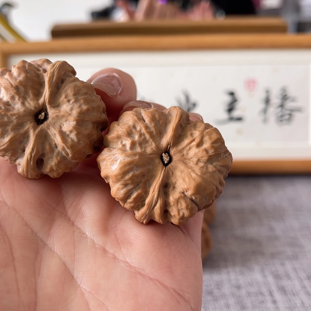 文玩核桃吊坠h**m37蛤蟆头