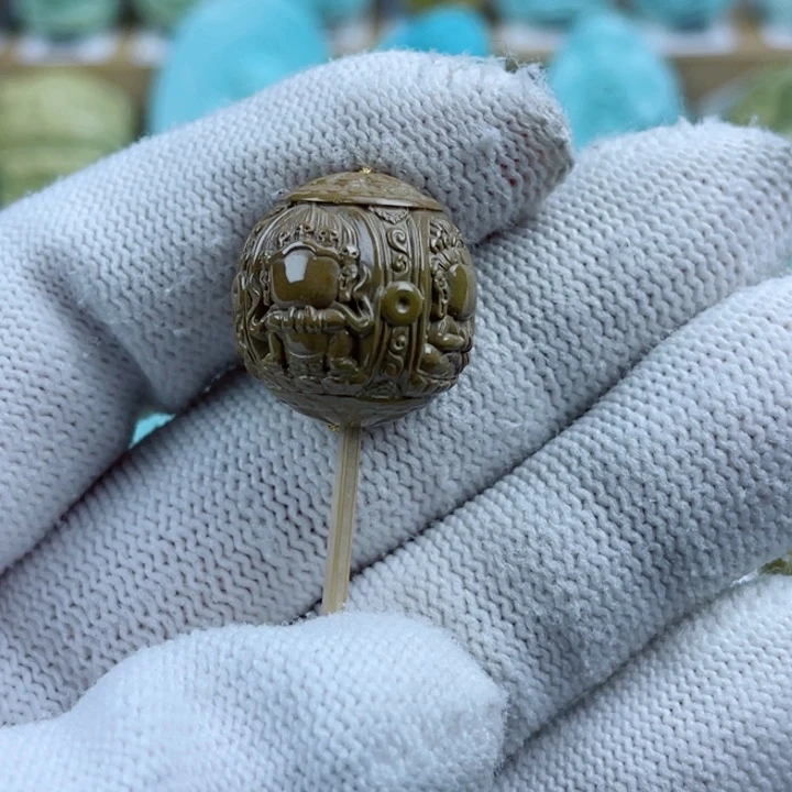 绿松石未镶嵌珠宝奇石18mm