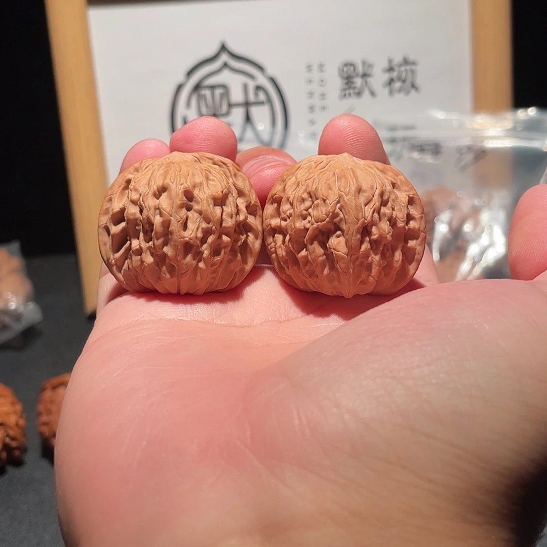 文玩核桃吊坠36全品磨盘