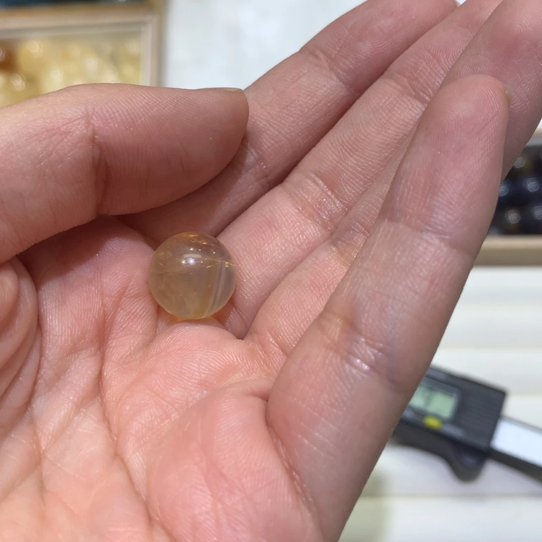 水晶珠宝半成品未镶嵌佳****?打孔不退不换