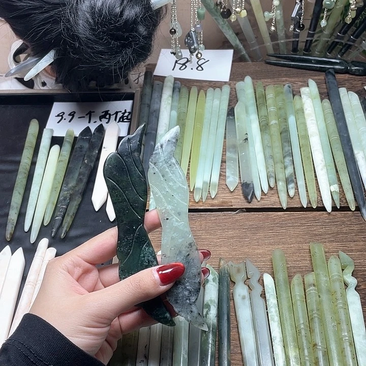 蛇纹石玉发饰合金