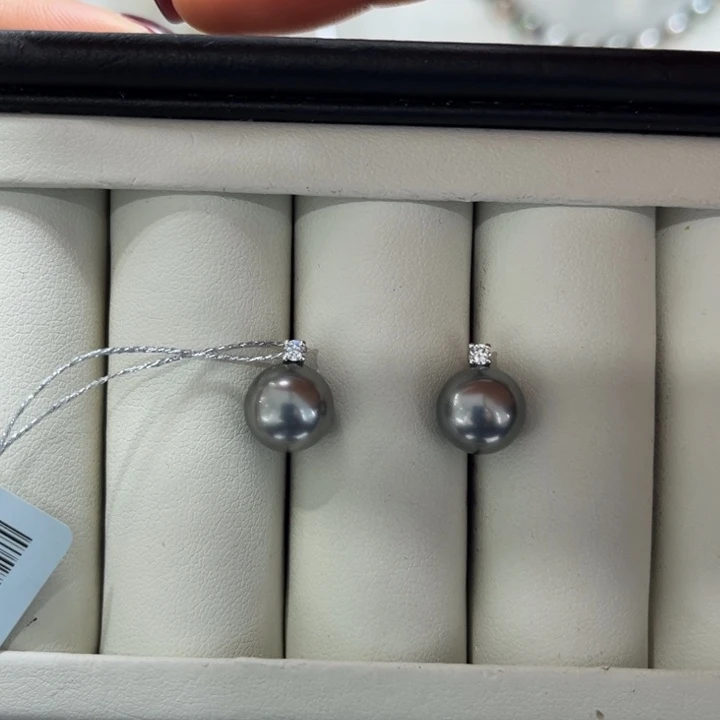 海水珍珠耳饰18K金镶嵌