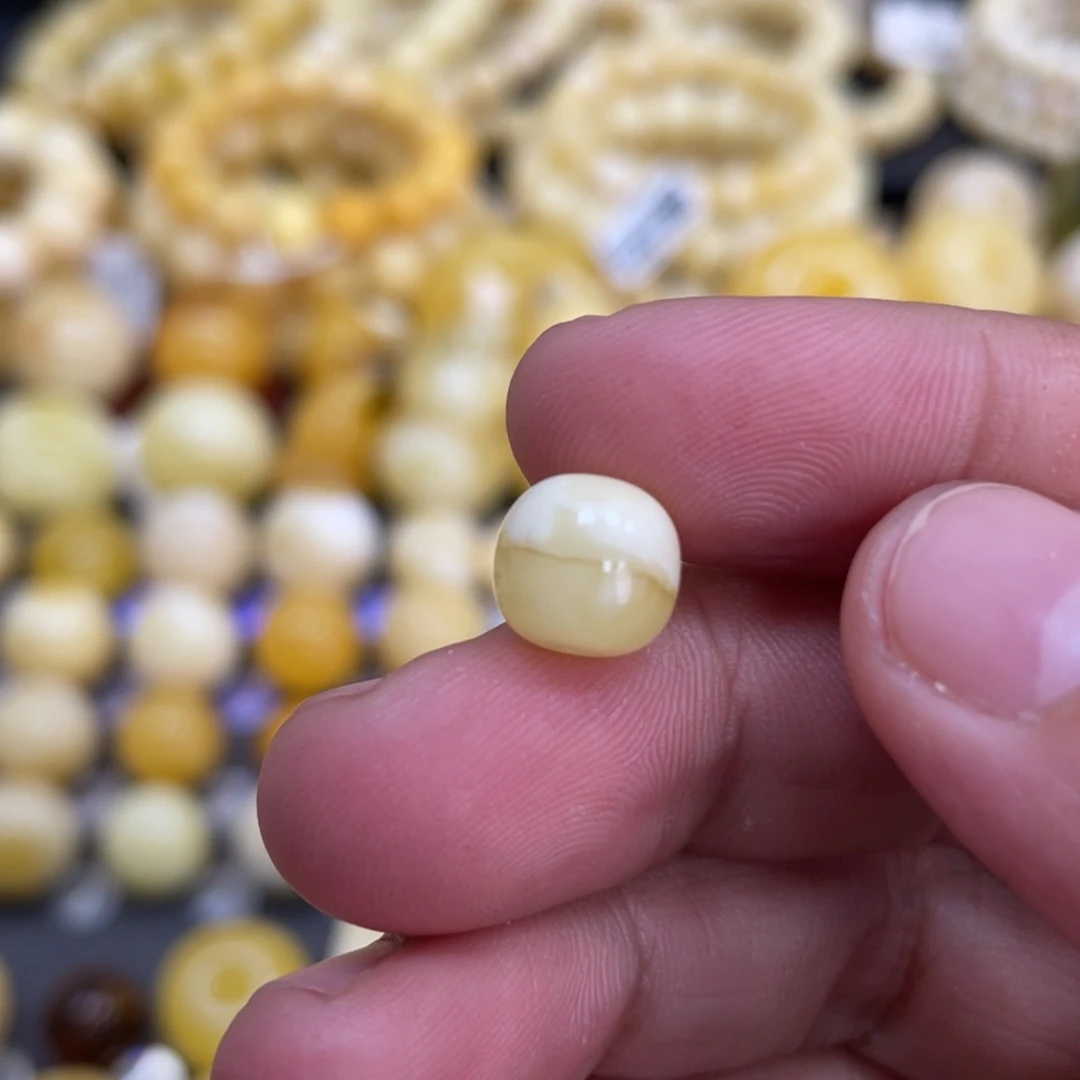 裸石蜜蜡未镶嵌9.2*8.4mm