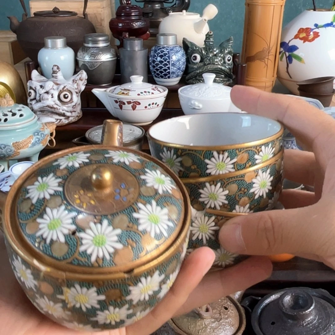 飞***扬瓷片瑕疵一套不错的哦