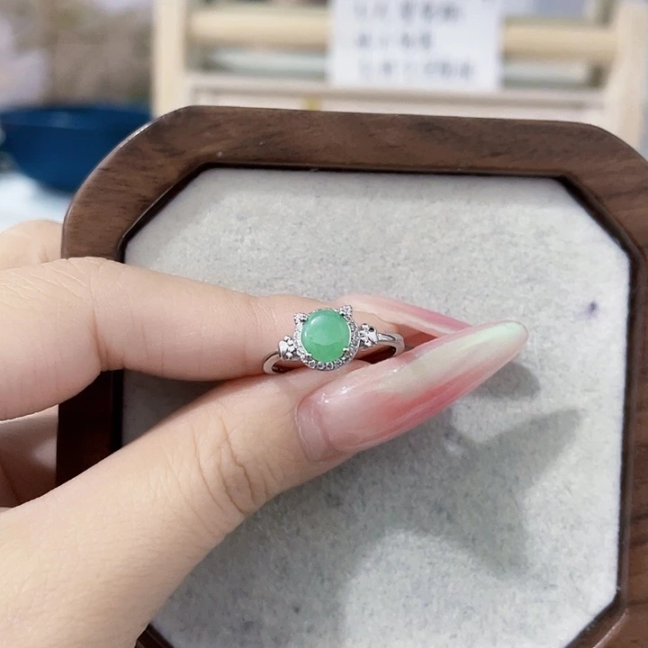 翡翠未镶嵌颈饰天然翡翠Ａ货