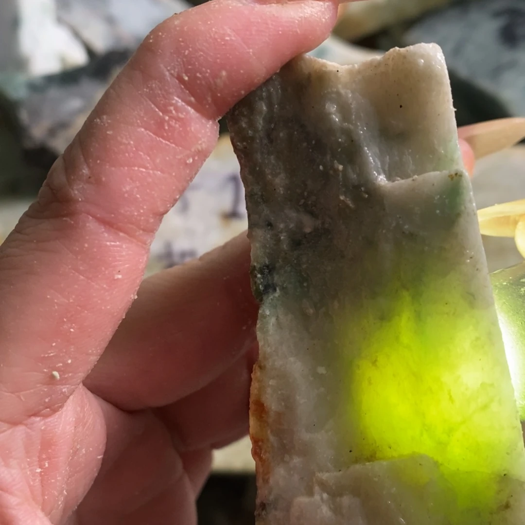 颈饰未镶嵌翡翠天然翡翠