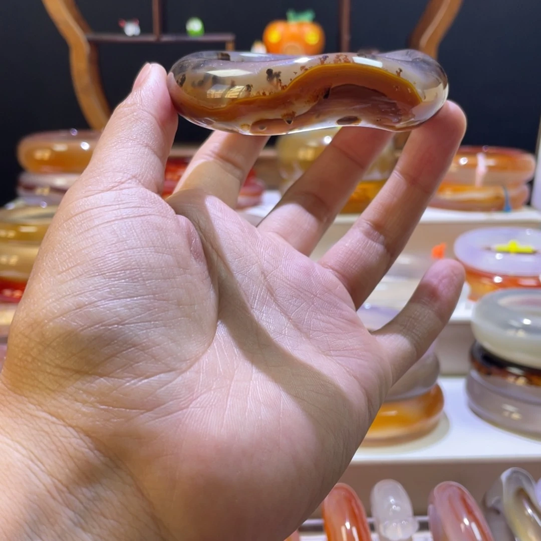 嘟***胖玛瑙/玉髓手镯未镶嵌