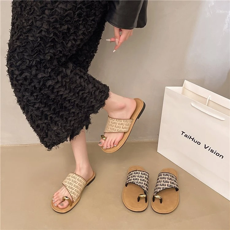 平底套趾拖鞋女2025新款夏外穿配裙子复古编织罗马凉拖海边沙滩鞋