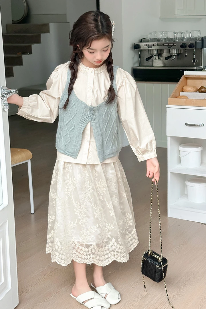 童小乖TDM&C1025马甲衬衫裙子三件套