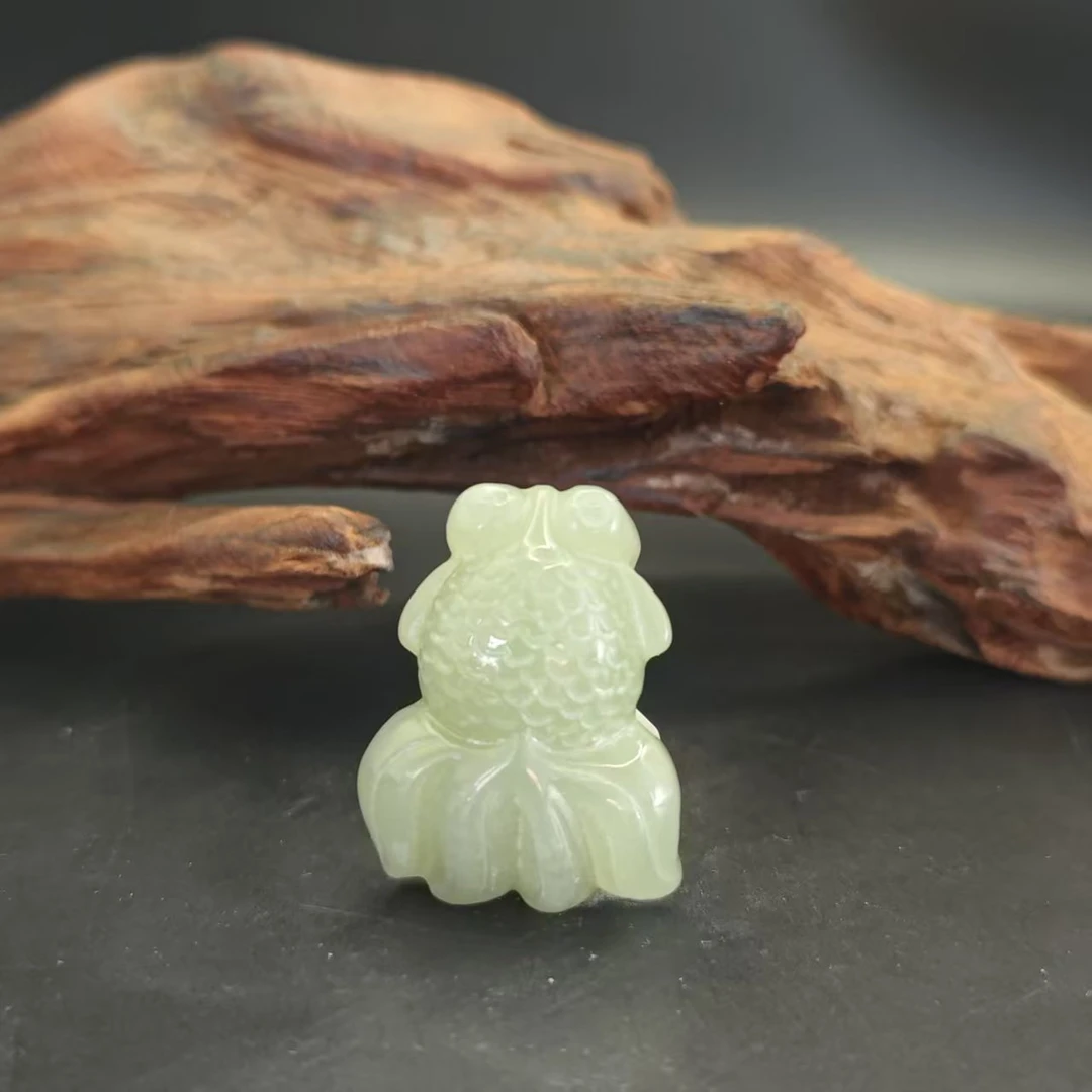 Q和田玉锦鲤吊坠0257