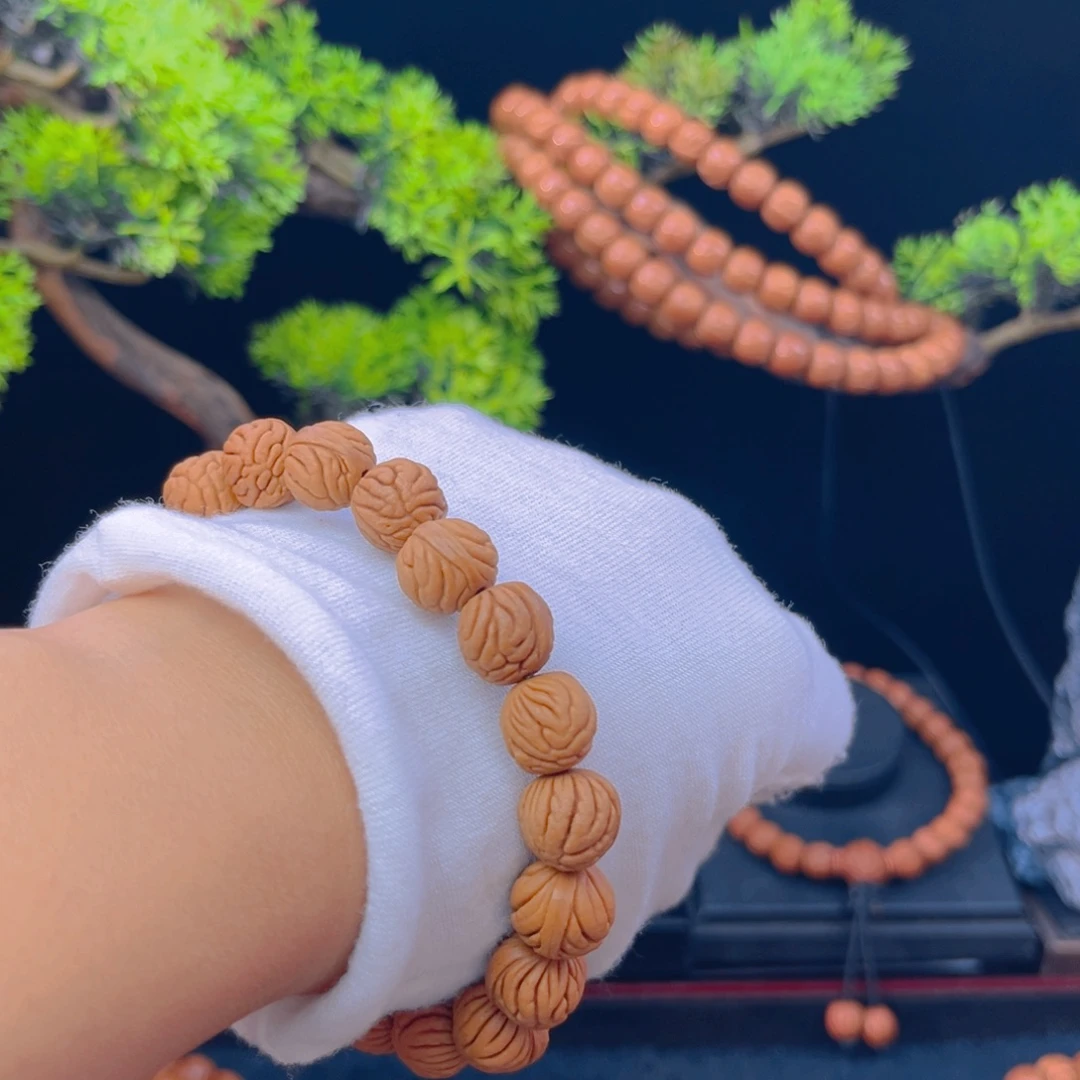 大***王桃核吊坠野生桃核