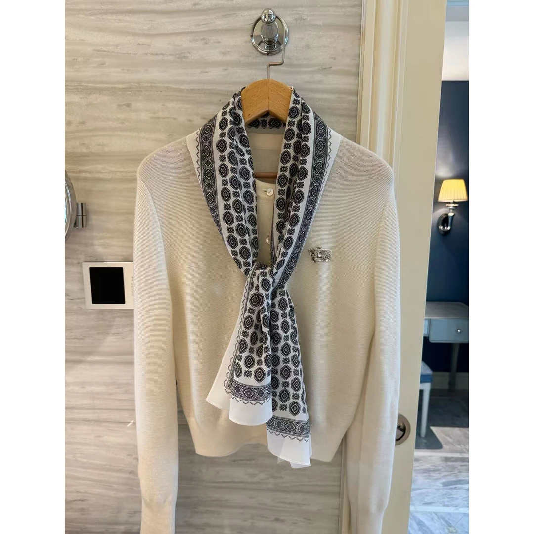 NINASOLOR中式洋气复古时尚长春秋丝巾女士外搭白色百搭秋季薄款