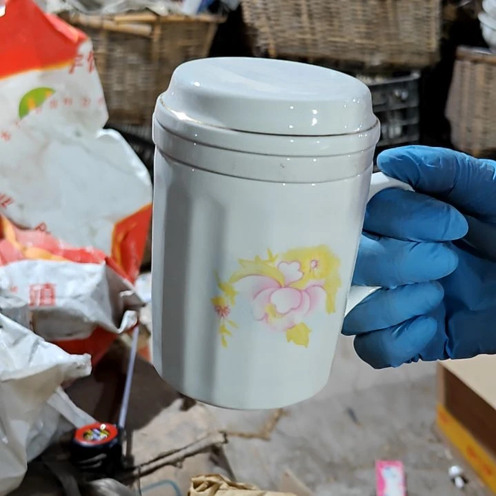 摆件陶瓷盘子碗啥都有