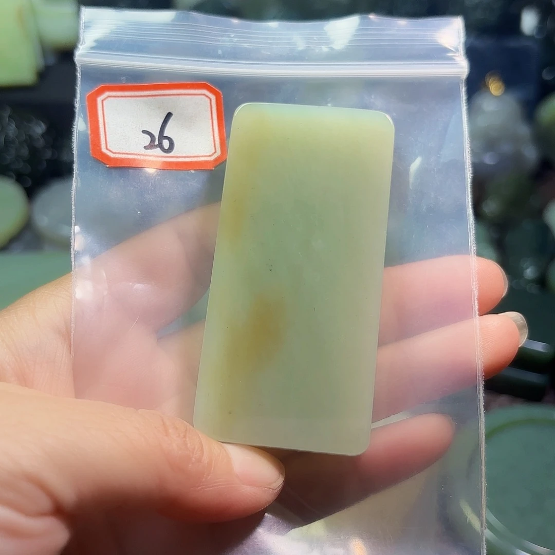 和田玉未镶嵌珠宝半成品