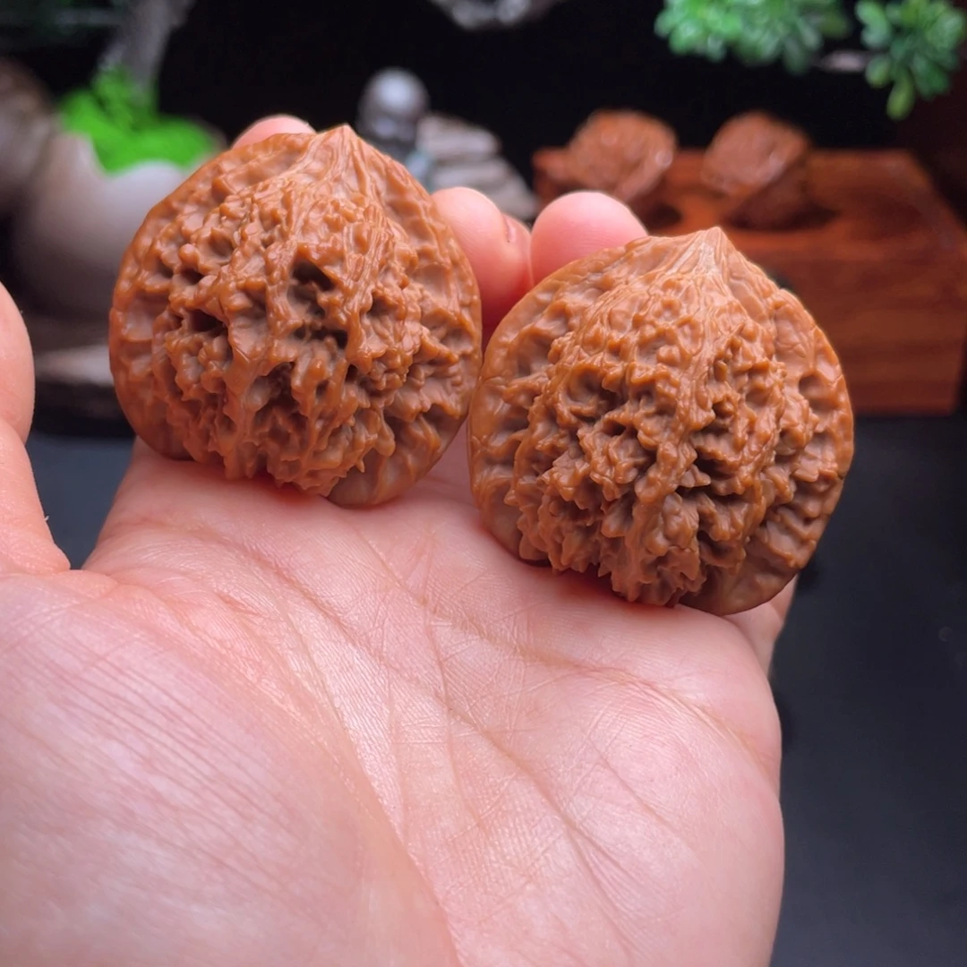 吊坠文玩核桃43+全品原桩满天星49.2克