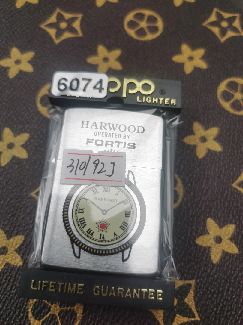 Zippo打火机回血92J拉丝带题材-6074