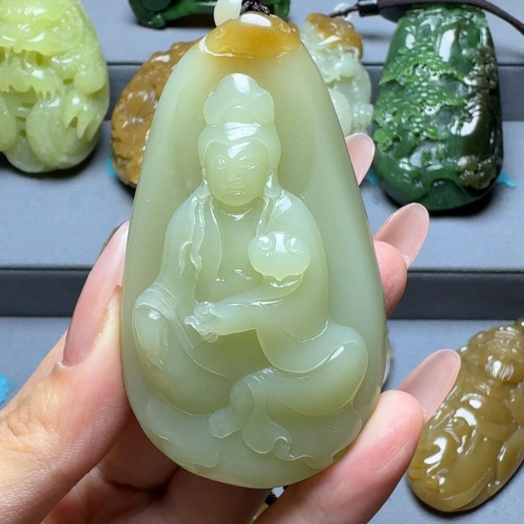 和田玉未镶嵌颈饰惬****儿
