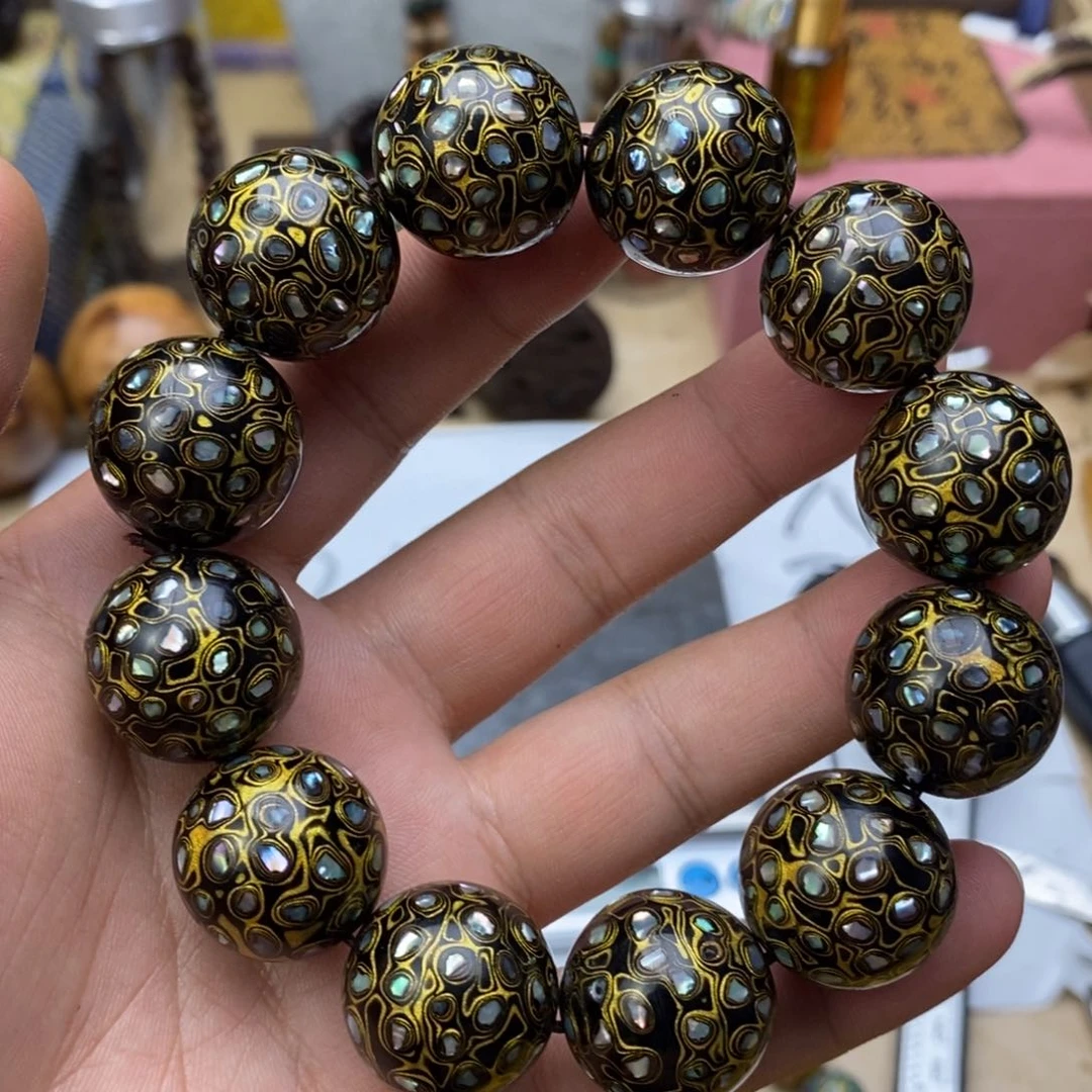 大叶紫檀（黑酸枝木类）