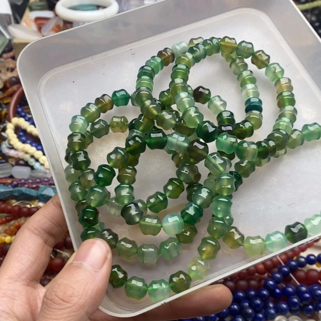 玛瑙/玉髓未镶嵌珠宝半成品一条天然9×10绿玛瑙铃铛手链