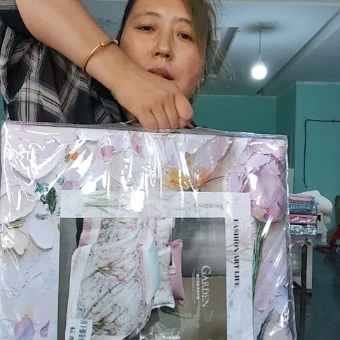 棉高端大床4件套双人2m乘2米3。