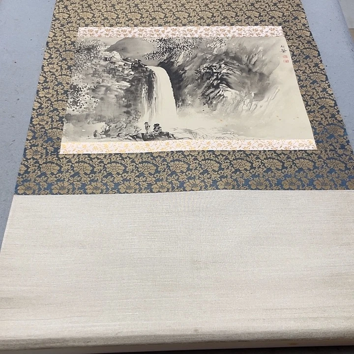 兼***言在家呢我在外了折扇