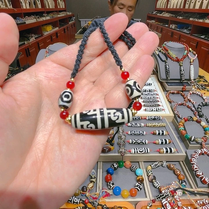 未镶嵌玛瑙/玉髓珠宝奇石