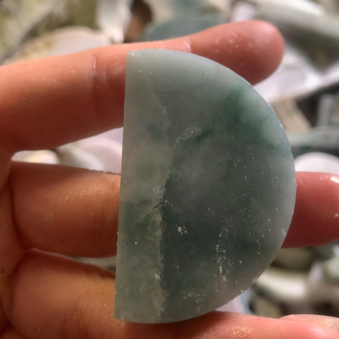 翡翠颈饰未镶嵌缅甸翡翠