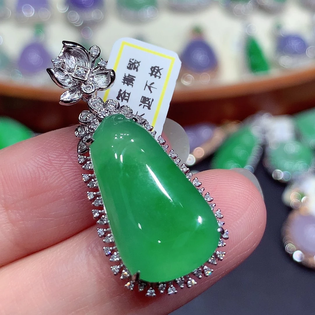 翡翠18K金镶嵌吊坠(不含链)