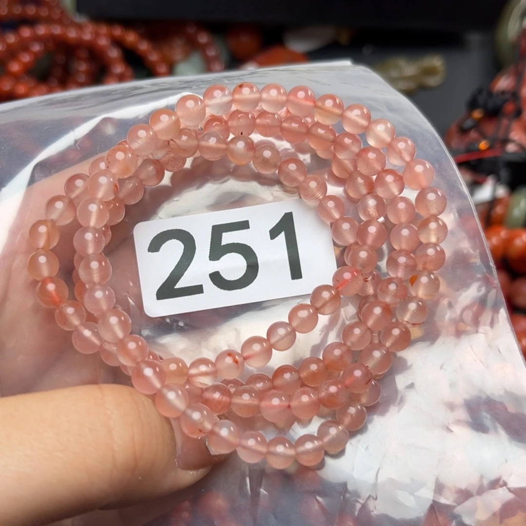 南红玛瑙珠宝奇石未镶嵌