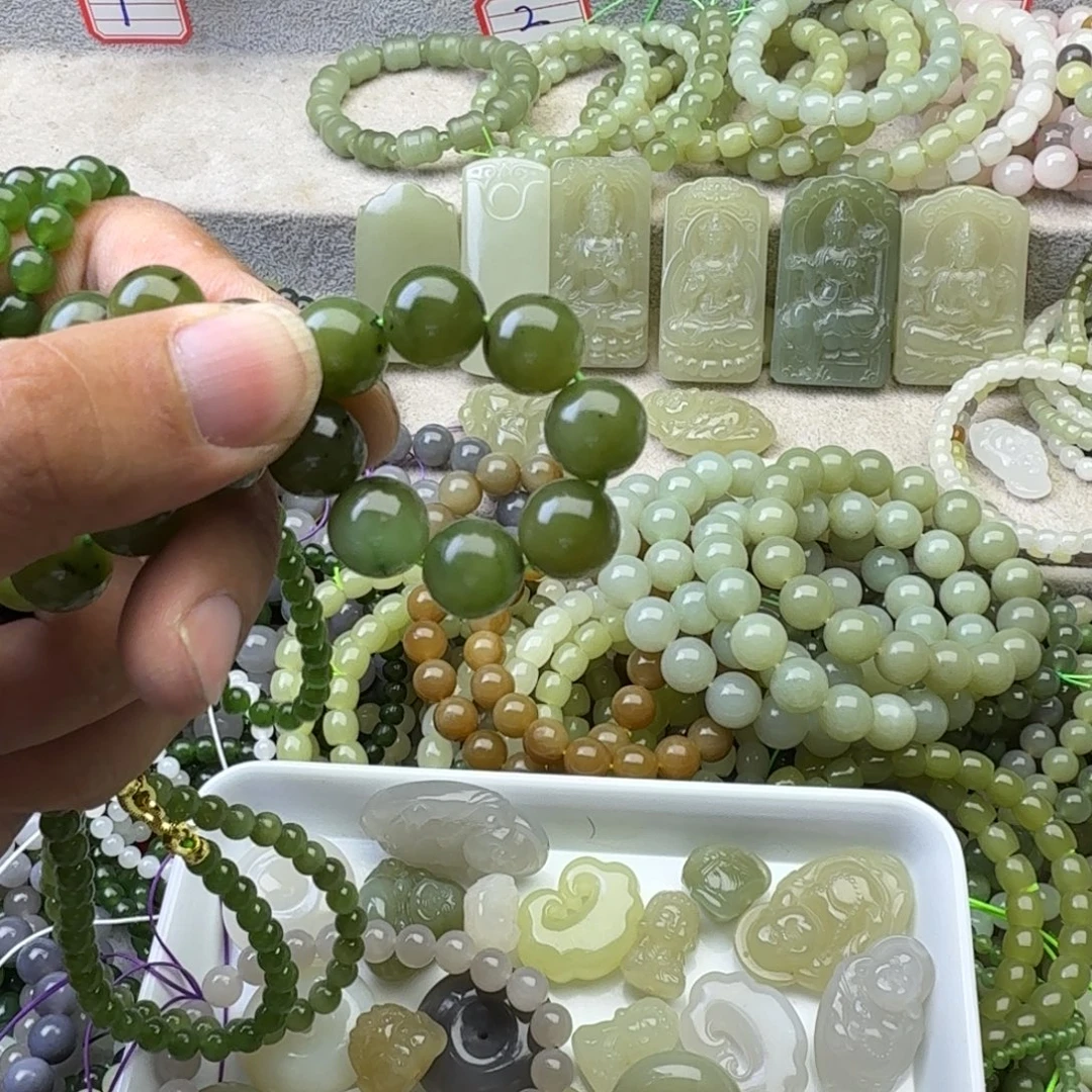 流***a未镶嵌手链和田玉