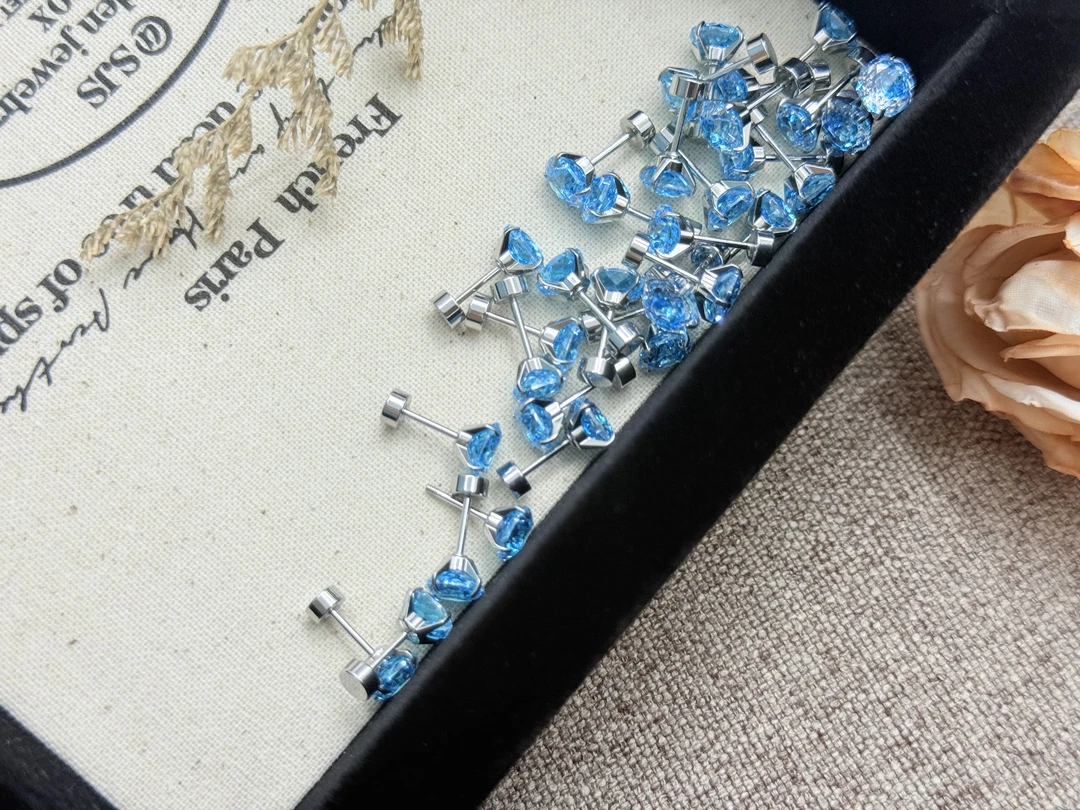 钛钢锆石耳饰 A63 蓝色八边玫瑰6mm耳骨钉耳钉耳蜗钉