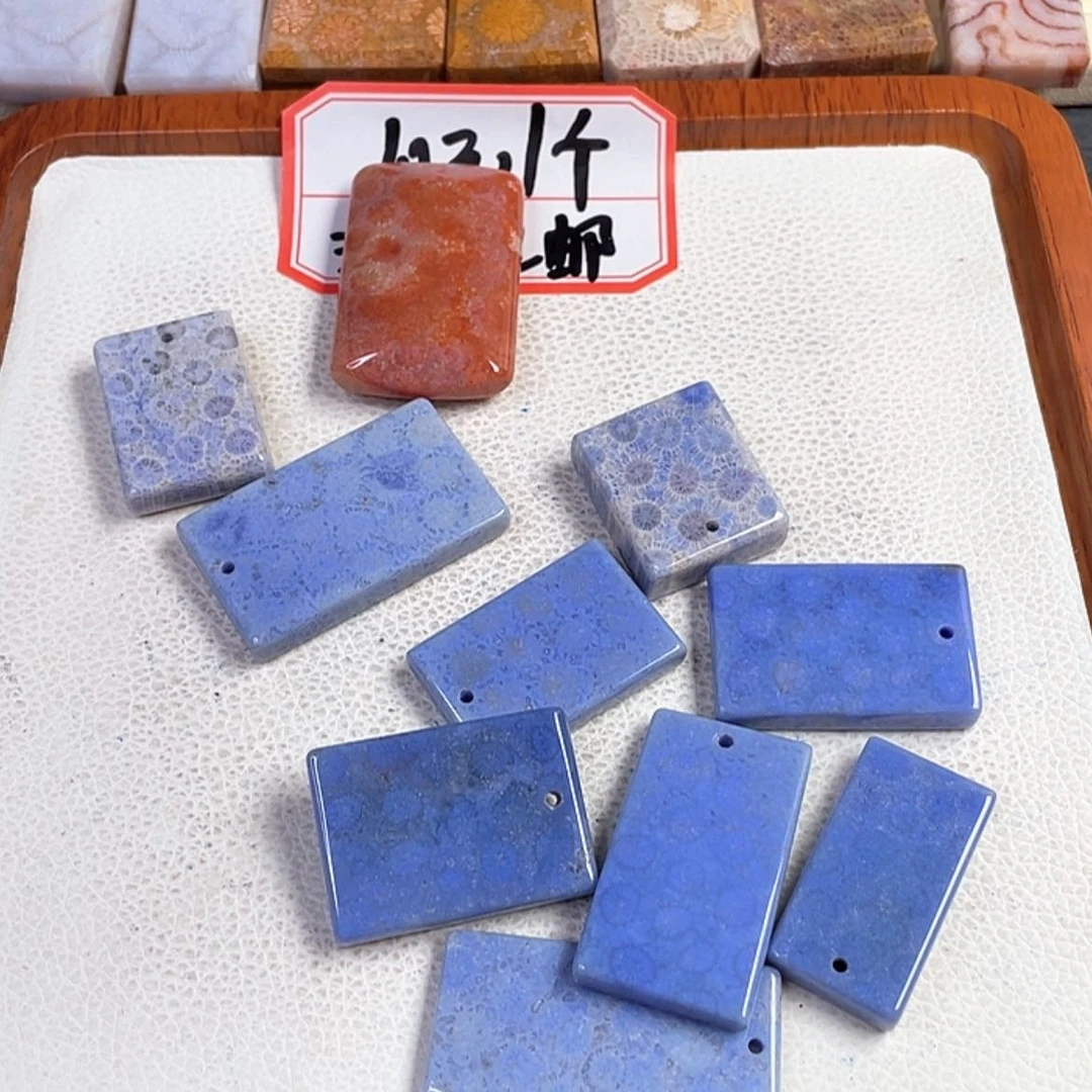 【闪购商品】硅化玉吊坠(赠链)未镶嵌余**?