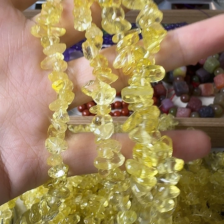 水晶珠宝半成品未镶嵌矿坑