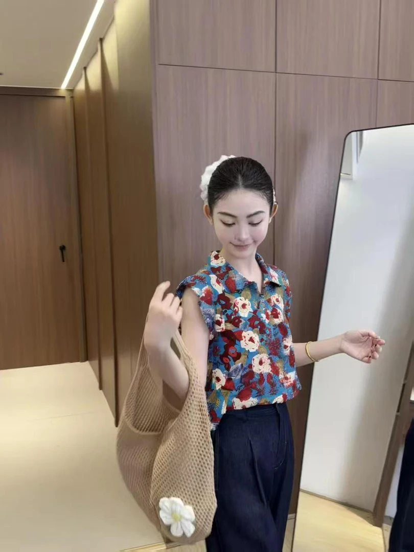 港风复古时尚碎花衬衫新款女装正肩短袖