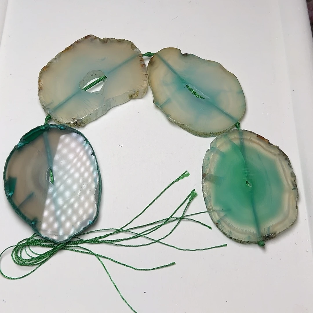 玛瑙/玉髓合金珠宝半成品V287。75mm巨无霸天然玛瑙切片一条