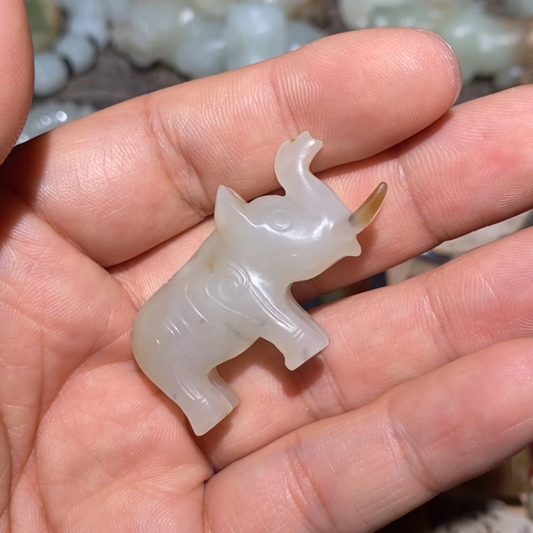 和田玉颈饰未镶嵌海*