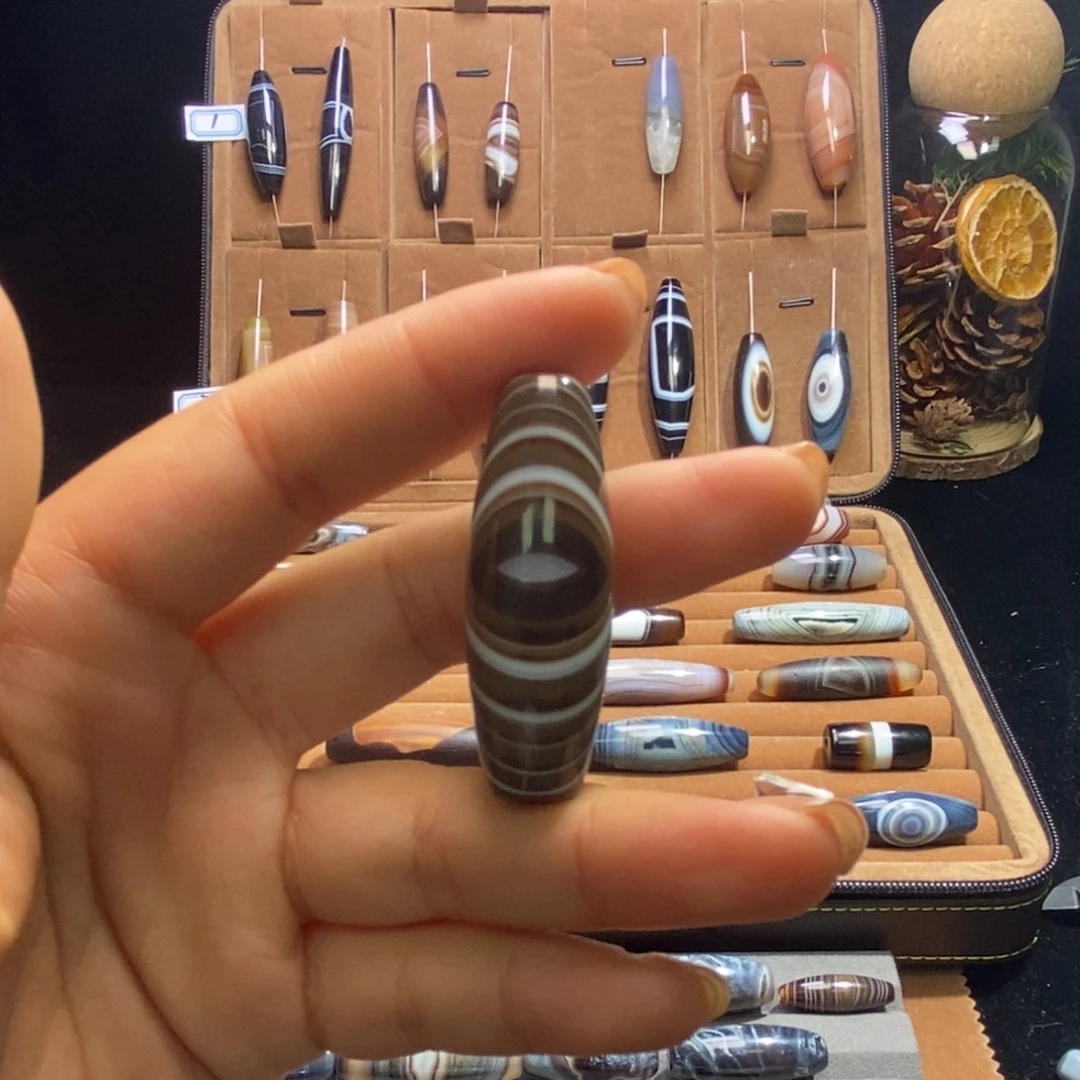 虎***山玛瑙/玉髓未镶嵌颈饰