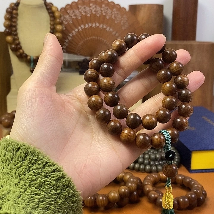 檀香木老山檀香黑肉沉水1.2手持