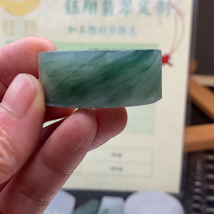 翡翠未镶嵌颈饰缅甸翡翠A货边角