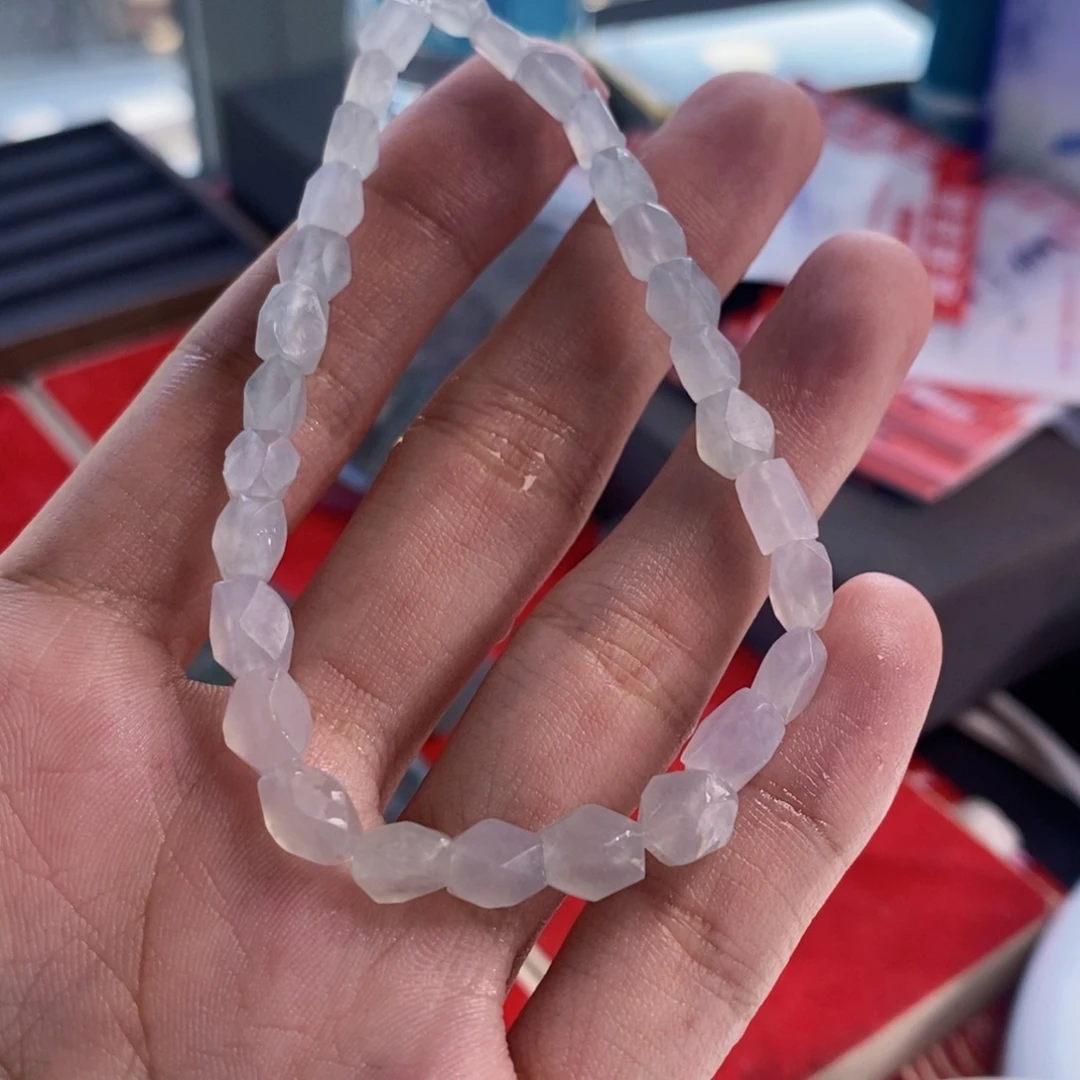 爱***洲定制翡翠未镶嵌定制不退换