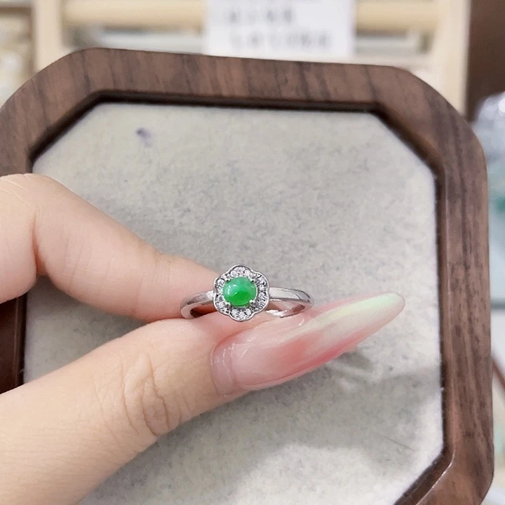 翡翠未镶嵌颈饰天然翡翠Ａ货