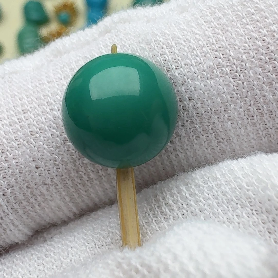 绿松石未镶嵌圆珠9.9